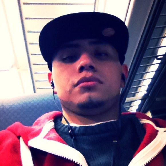 Meet your Posher, Octavio - Picture 1 of 1